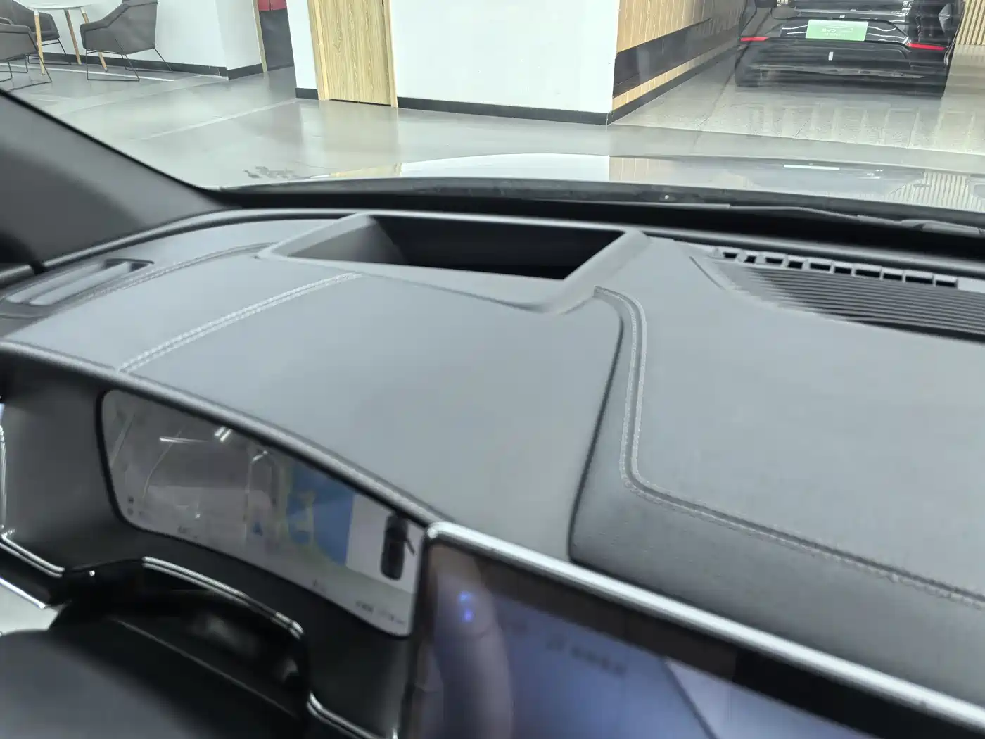 BYD Tang New Energy 2025 DM-i 115KM Flagship фото 21