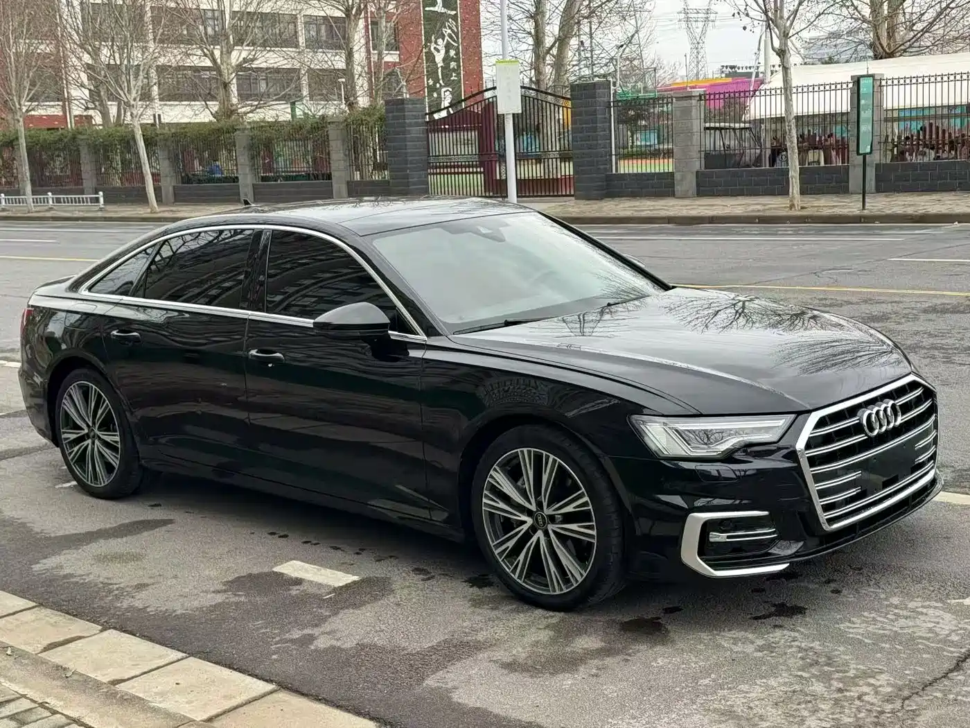 Audi A6L 2023 40 TFSI Luxury Dynamic фото 3
