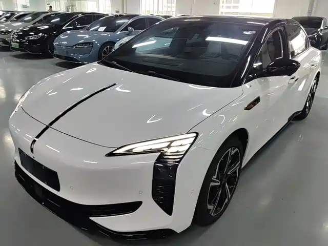  Hongqi Hongqi EH7 2024 640 Pro+ AWD Edition