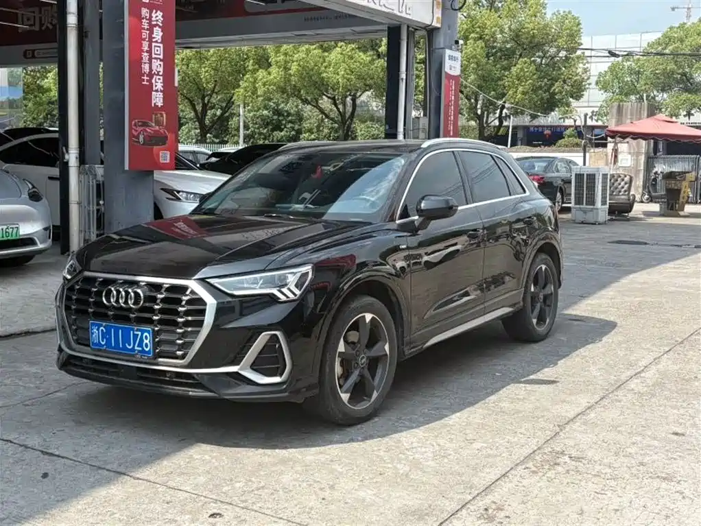 Audi Q3 2022 35 TFSI Fashion Dynamic