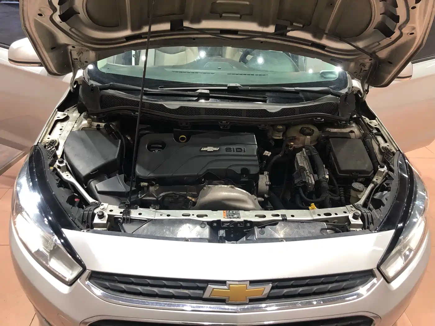 Chevrolet Cruze 2015 1.5L Automatic Luxury Edition фото 19