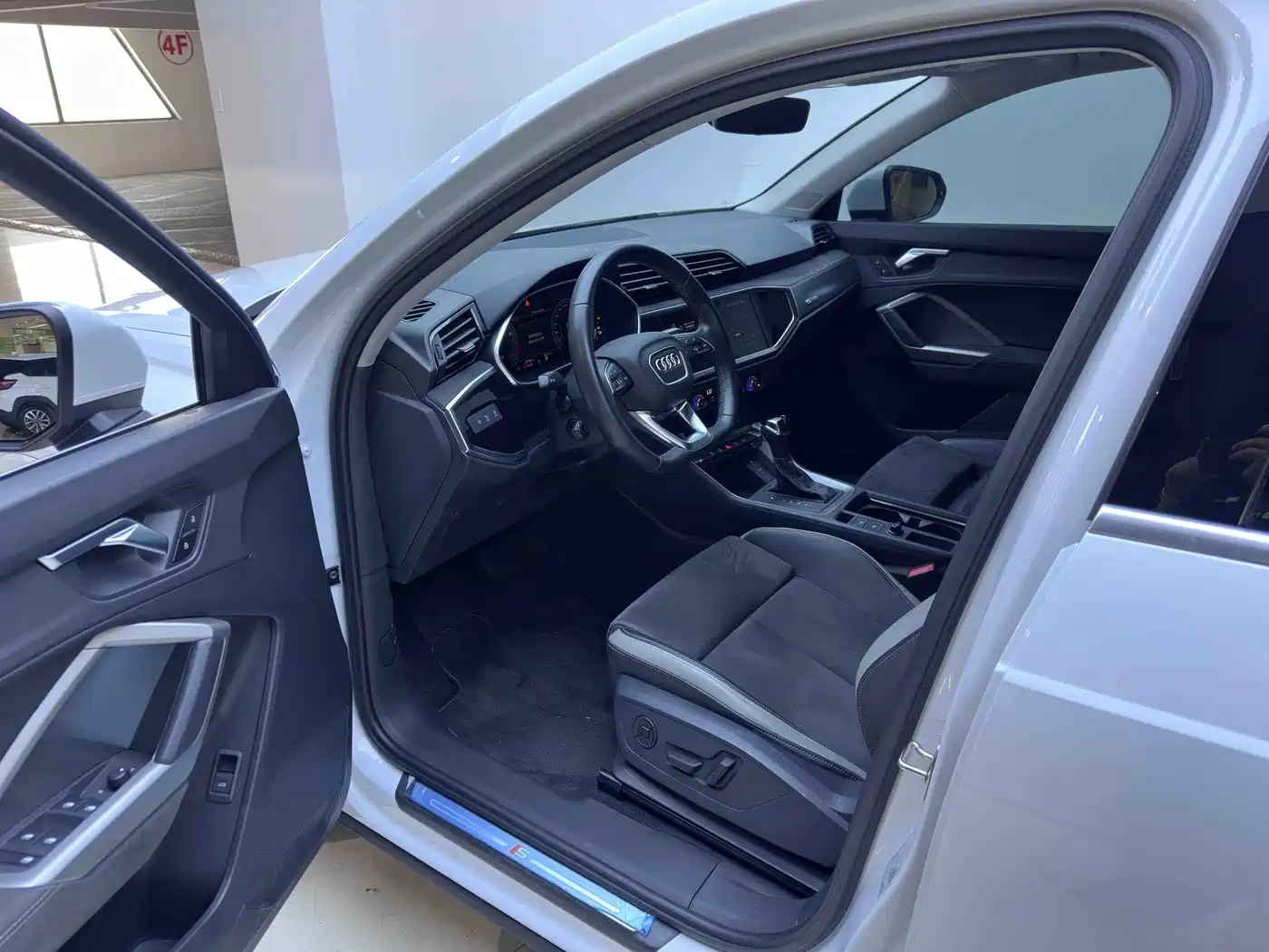 Audi Q3 2023 35 TFSI Fashion Dynamic (1.4T) фото 9