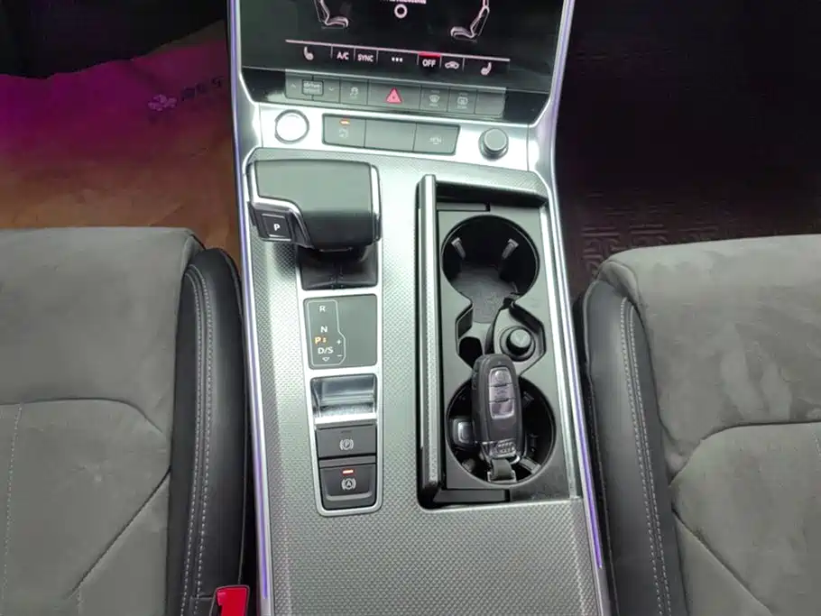 Audi A6L 2019 45 TFSI quattro Exclusive Dynamic фото 16