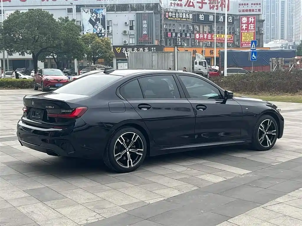 BMW 3 Series 2022 Facelift 325Li M Sport Shadow Edition фото 5