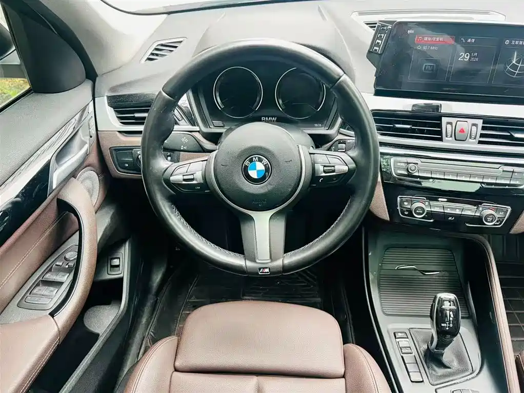 BMW X1 2021 Facelift sDrive25Li Leading фото 9