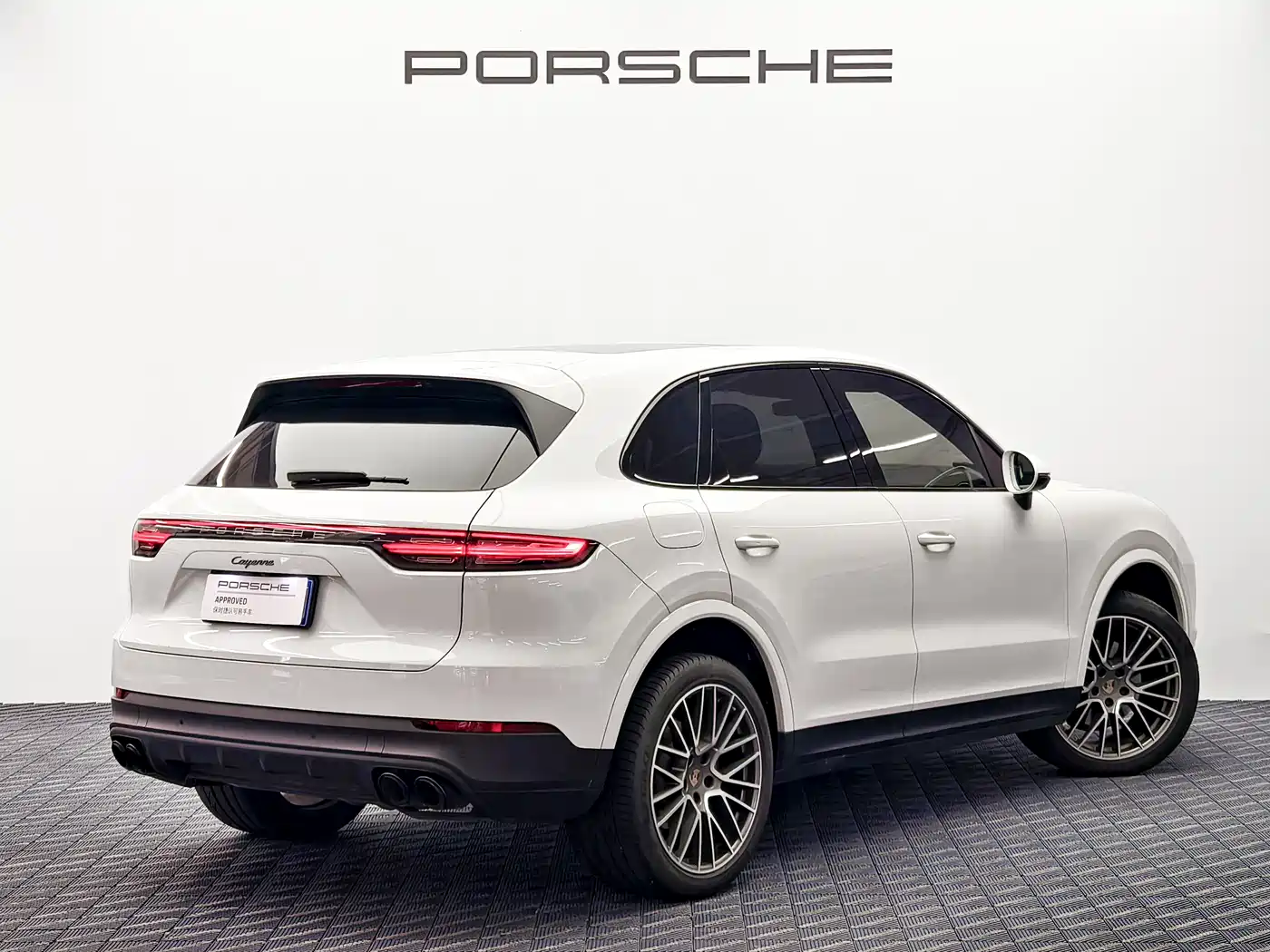 PORSCHE CAYENNE