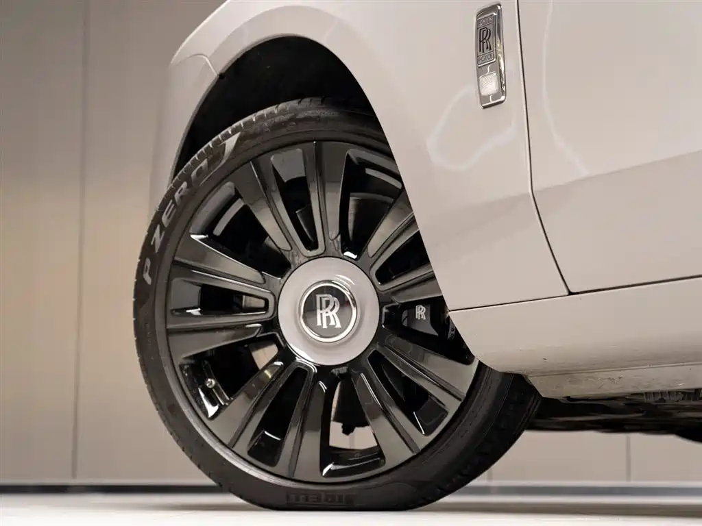 Rolls-Royce Ghost 2021 6.7T Standard Wheelbase фото 5