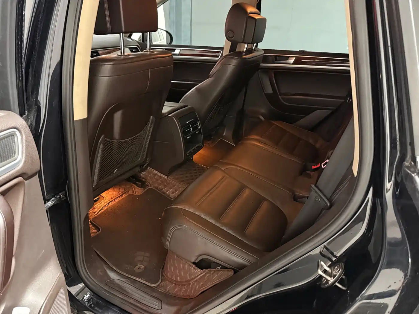 Volkswagen Touareg 2012 2011 3.0TSI Comfort