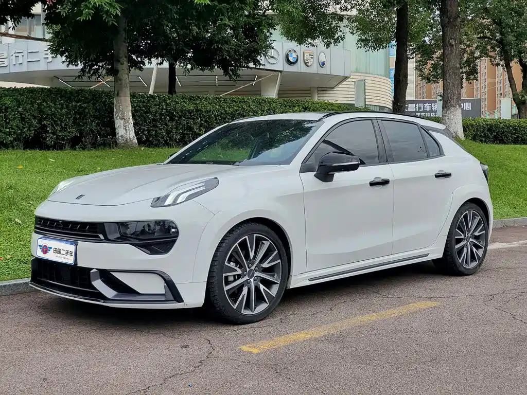 Lynk & Co 02 Hatchback 2022 2022 2.0TD Plus