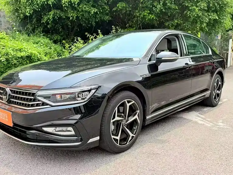Volkswagen Magotan 2023 Model 2 Million Commemorative Edition 330TSI DSG Luxury