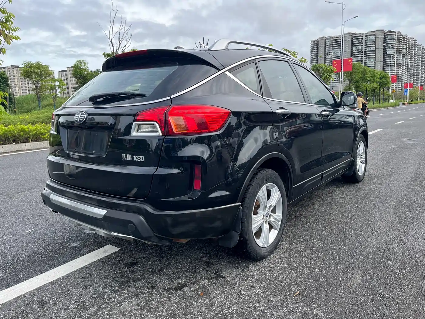 Besturn X80 2015 2015 2.0L Automatic Luxury