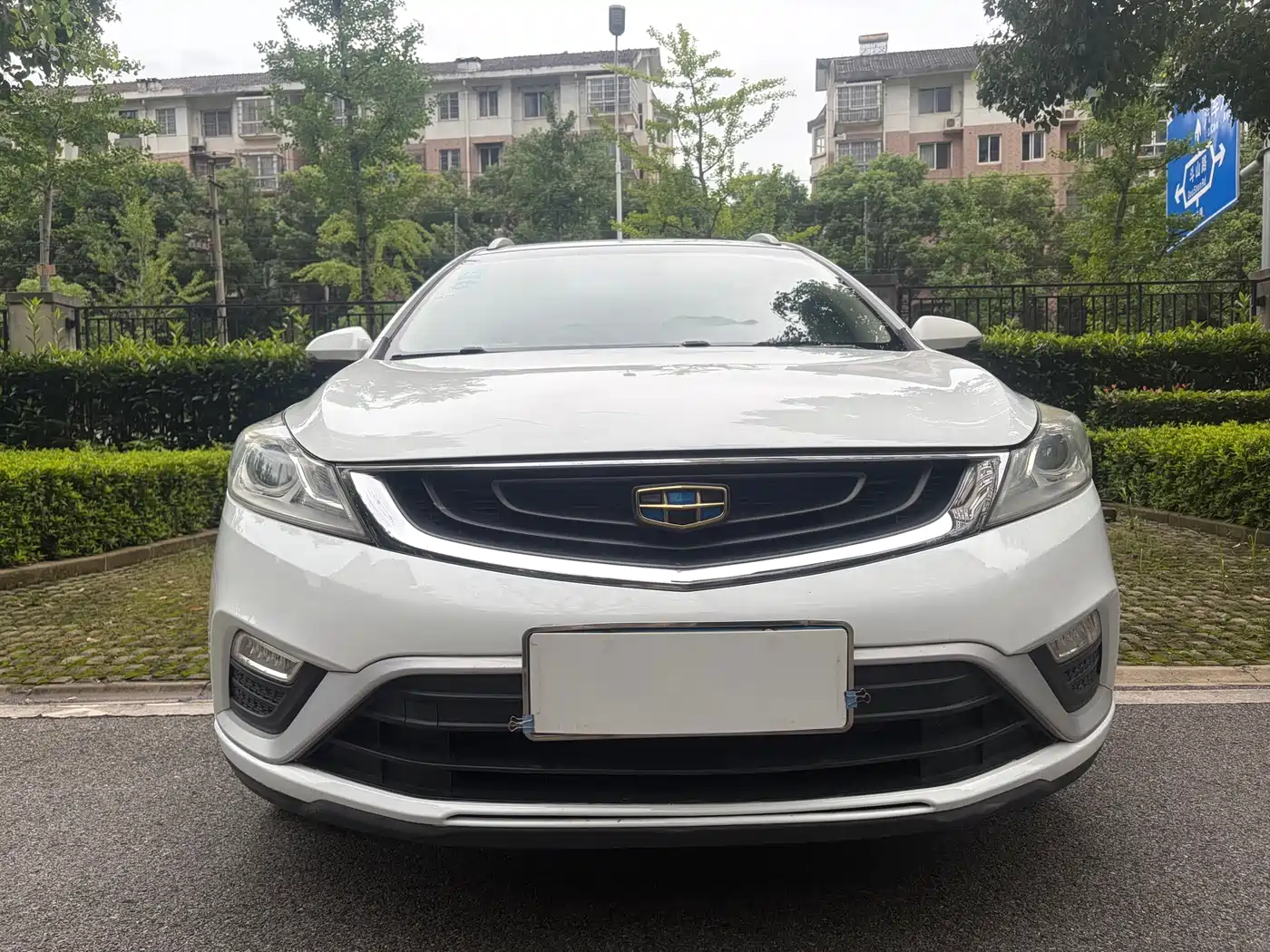 Geely Emgrand GS 2016 2016 Elegance Edition 1.3T Manual Premium