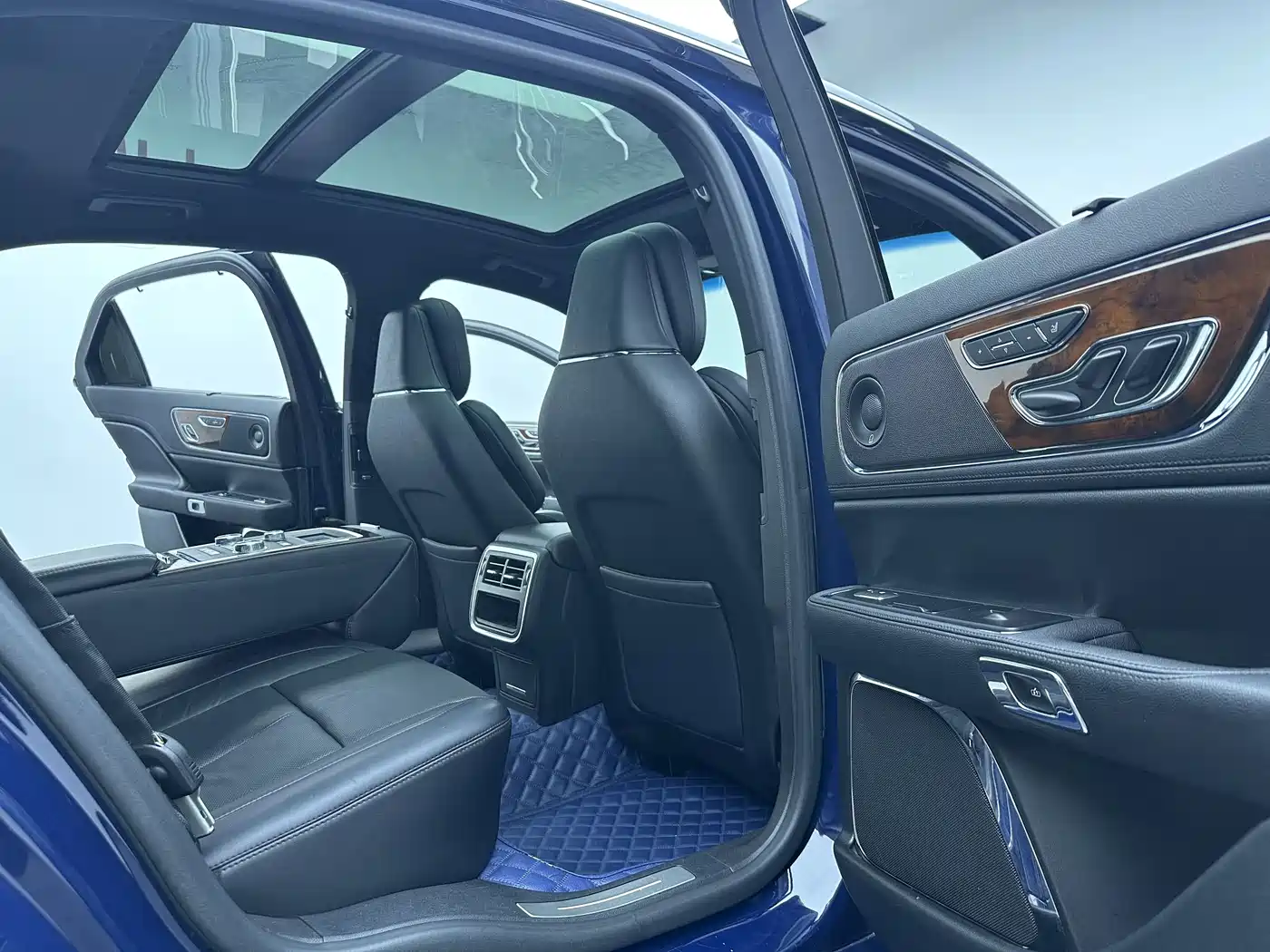Lincoln Continental 2018 2017 2.0T 2WD Prestige