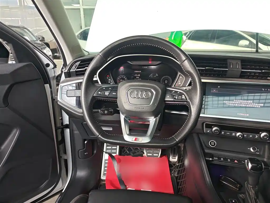 Audi Q3 Sportback 2022 45 TFSI quattro Luxury фото 7