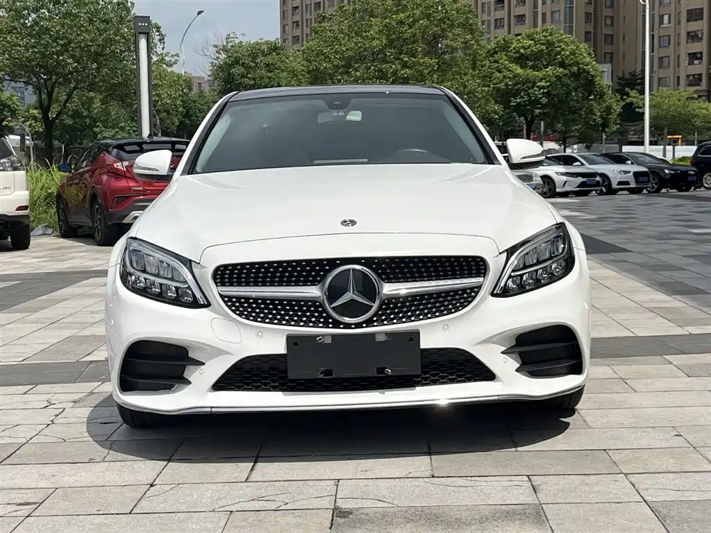 Mercedes-Benz C-Class 2020 Facelift C 260 L Sport фото 2