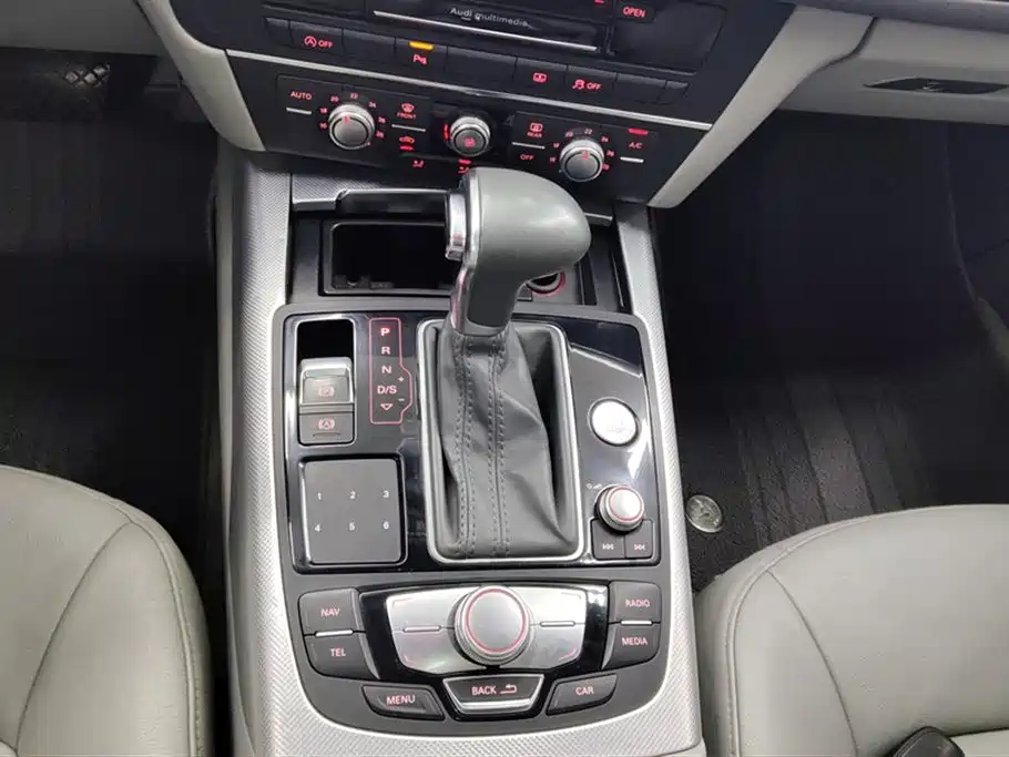 Audi A6L 2014 TFSI Standard фото 16