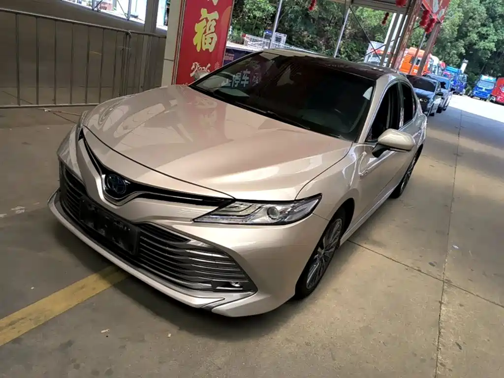 Toyota Camry 2018 Hybrid 2.5HG Luxury Edition