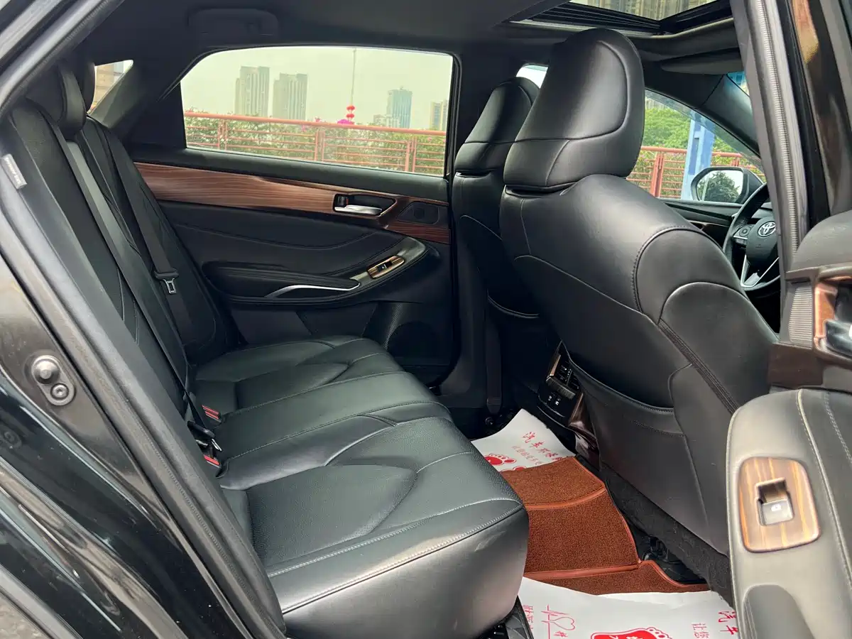 Toyota Avalon 2021 2.5L Luxury Edition фото 9