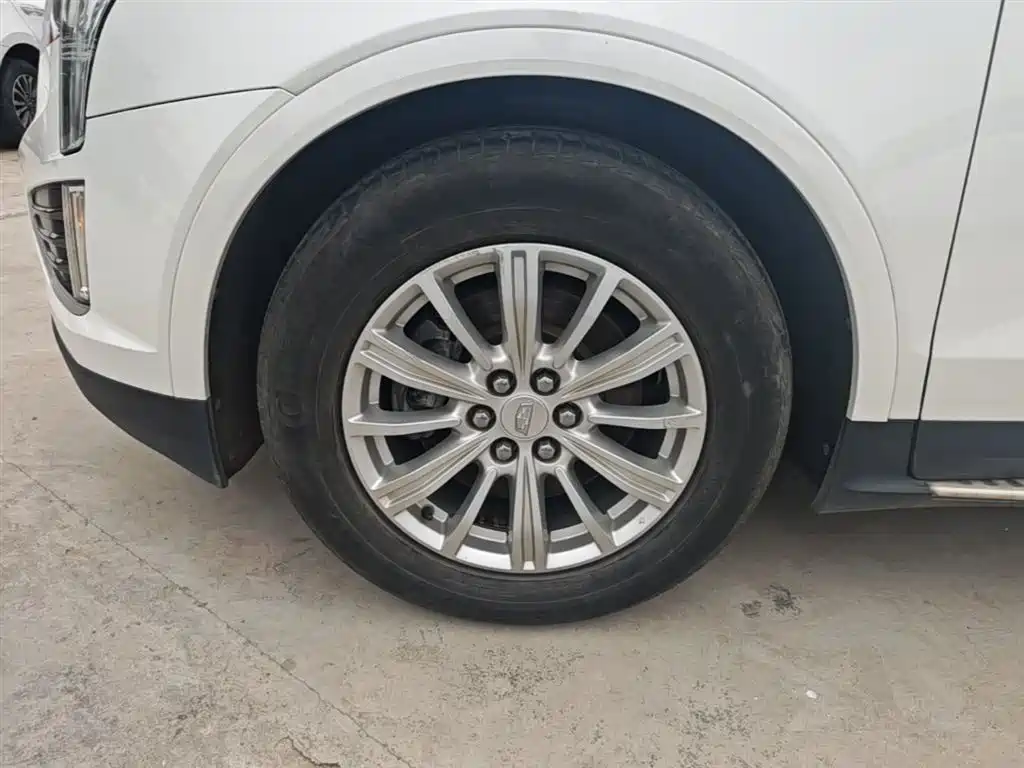 Cadillac XT5 2018 28E AWD Technology Model фото 23