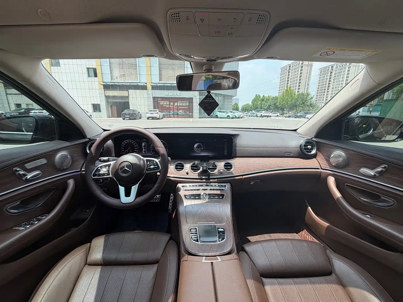 Mercedes-Benz E-Class 2020 E 260 L фото 13