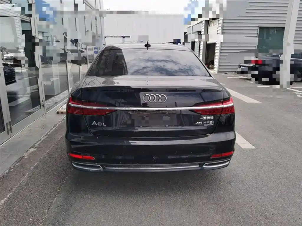 Audi A6L 2021 45 TFSI quattro Exclusive Elegance фото 10