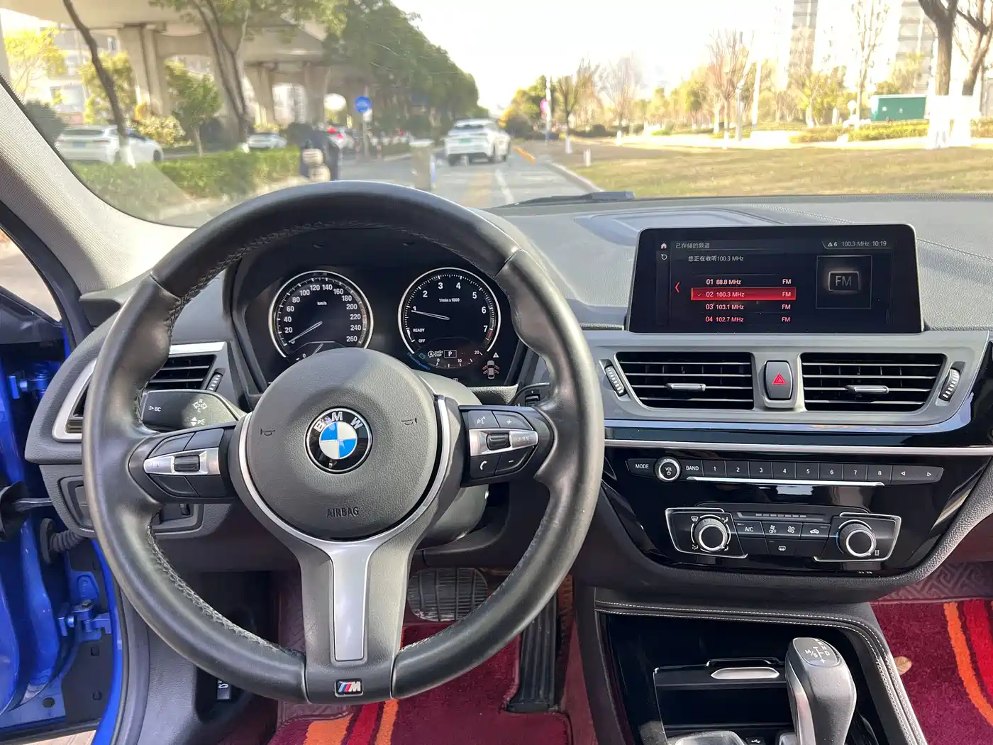 BMW 1 Series 2019 118i M Sport Package фото 7