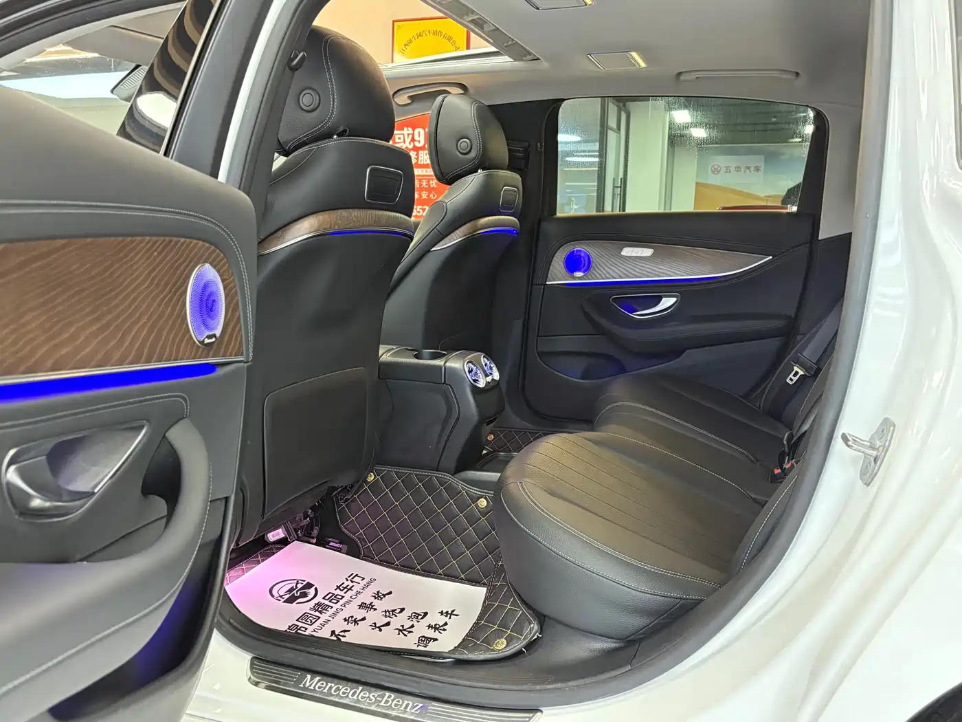 Mercedes-Benz E-Class 2016 E 200 L фото 12