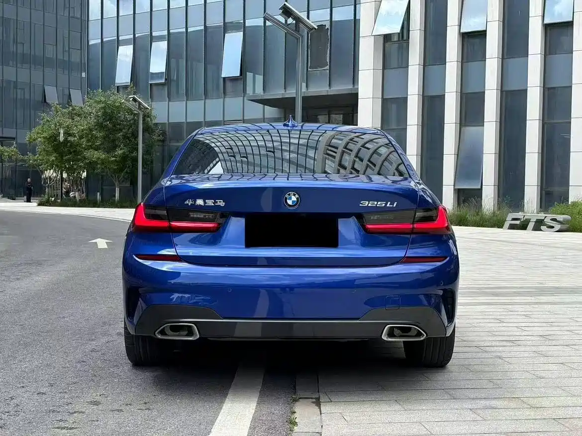 BMW 3 Series 2022 325Li M Sport Package фото 8