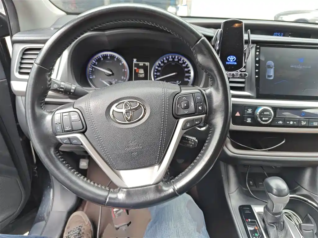 Toyota Highlander 2018 Model 2.0T 4WD Knight Edition 7-Seater China VI фото 4