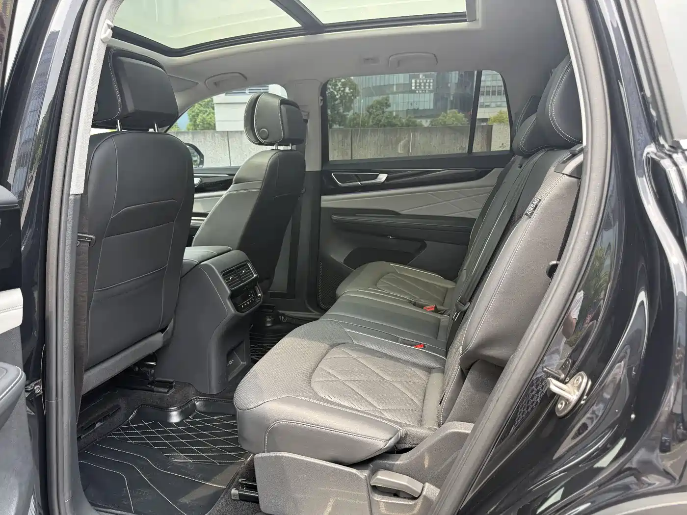Volkswagen Teramont 2024 380TSI 4WD Prestige Flagship Edition фото 9
