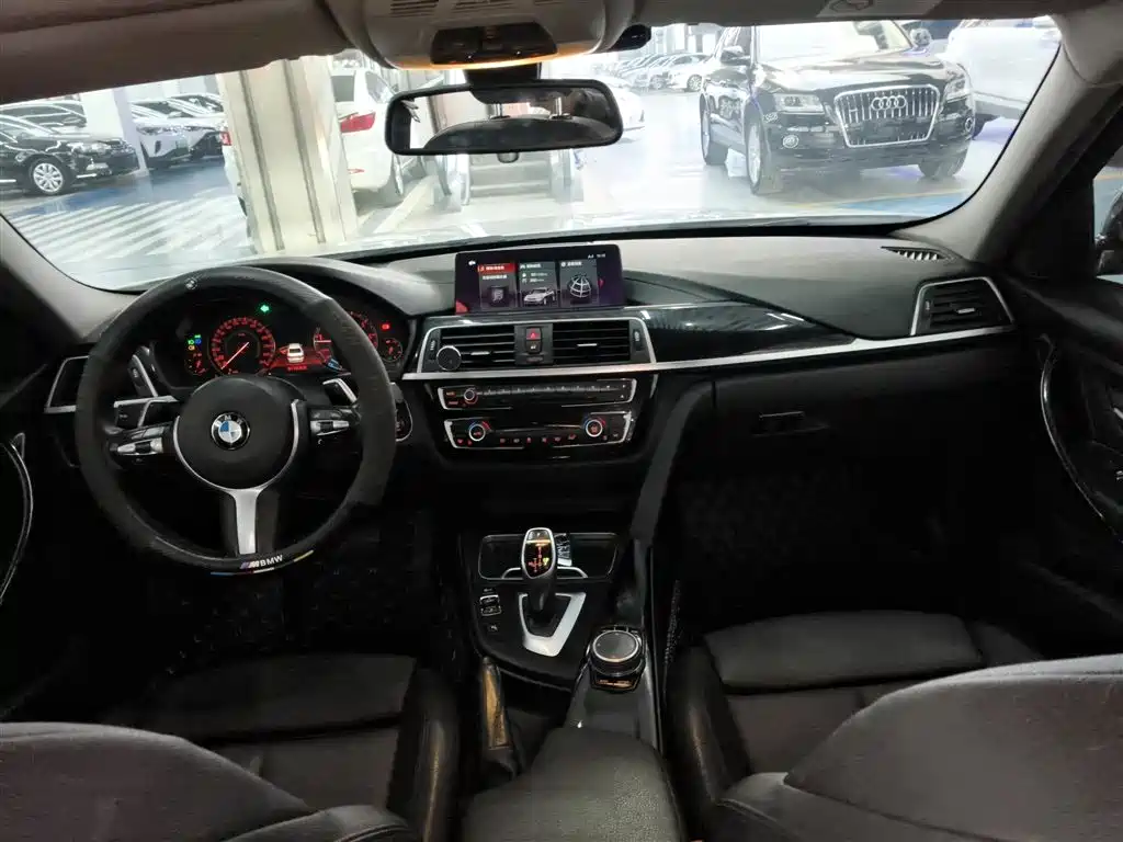 BMW 3 Series 2018 320Li Leading M Sport Package фото 6