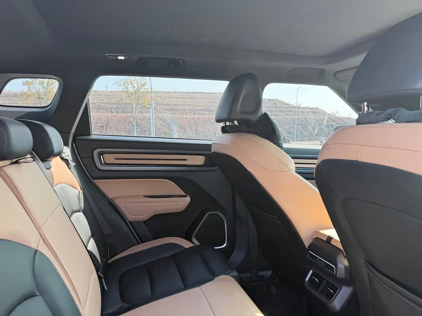 GEELY AUTOMOBILE GEELY ICON