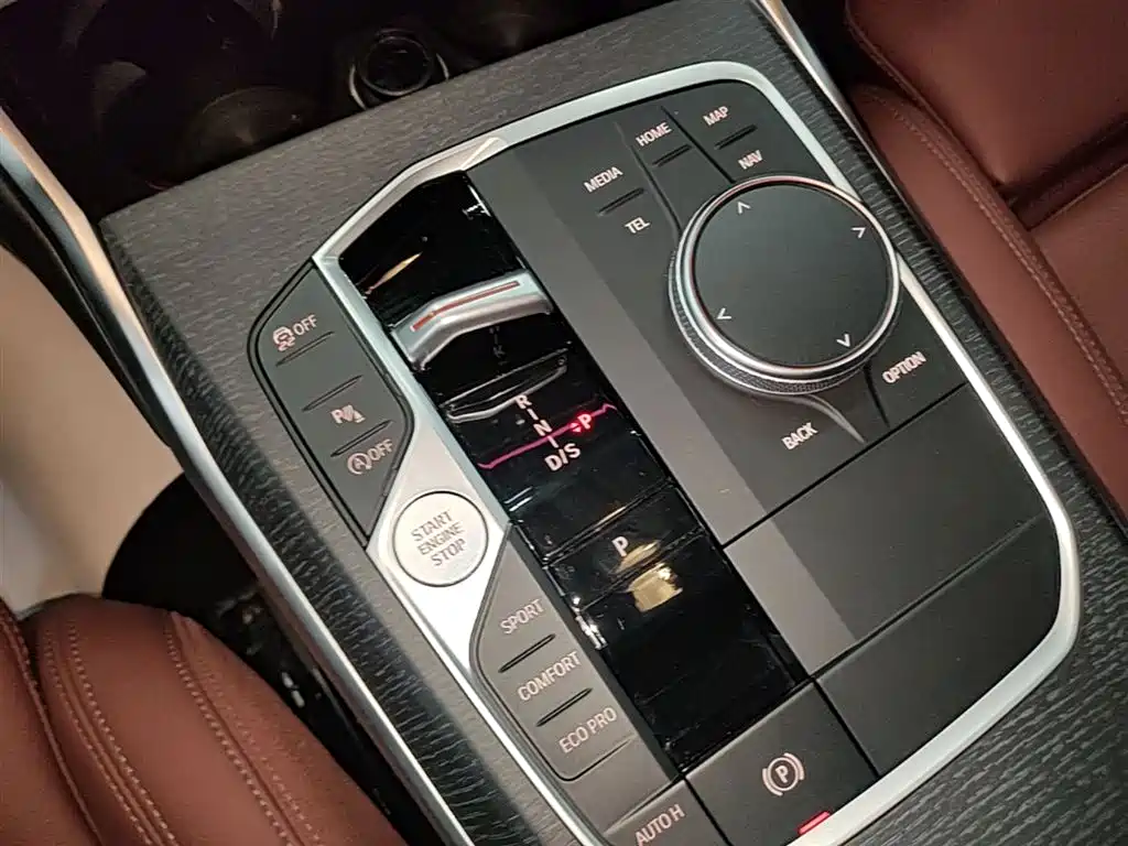 BMW 3 Series 2025 325Li M Sport Package фото 14