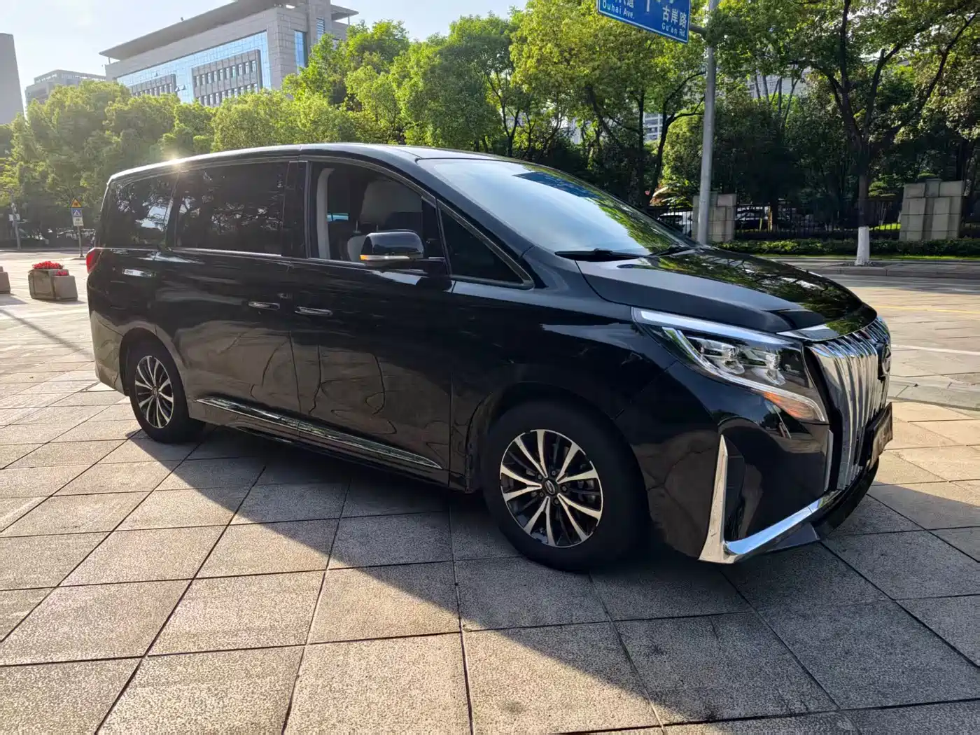 GAC Trumpchi Trumpchi M8 2021 Master Series 390T Prestige Edition фото 3
