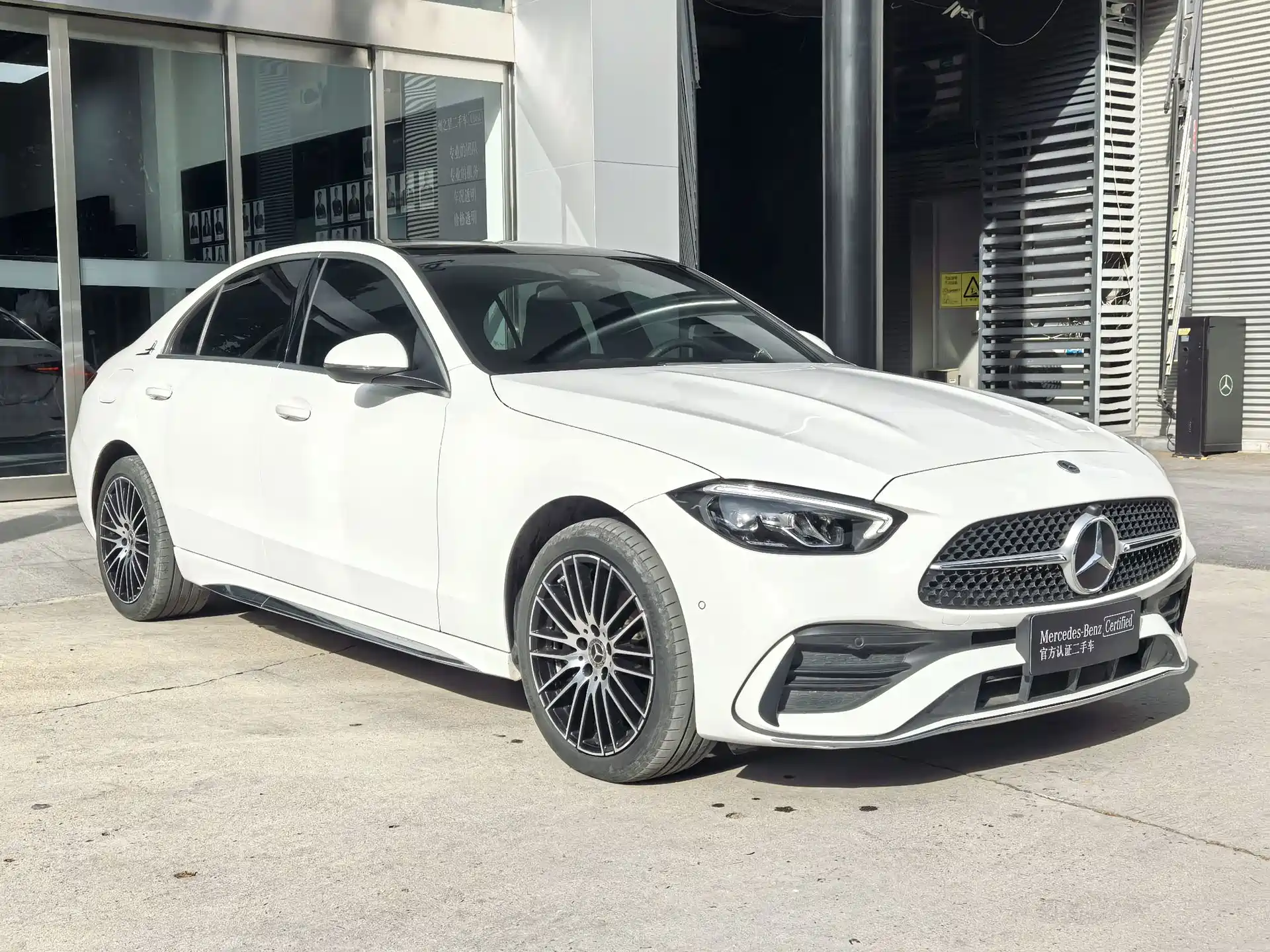 Фото 3 - Mercedes-Benz C-Class