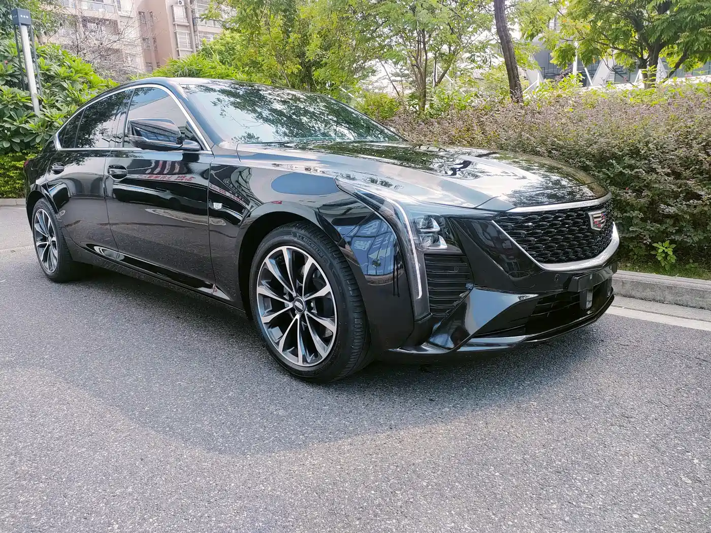 Photo 10 - Cadillac CT5