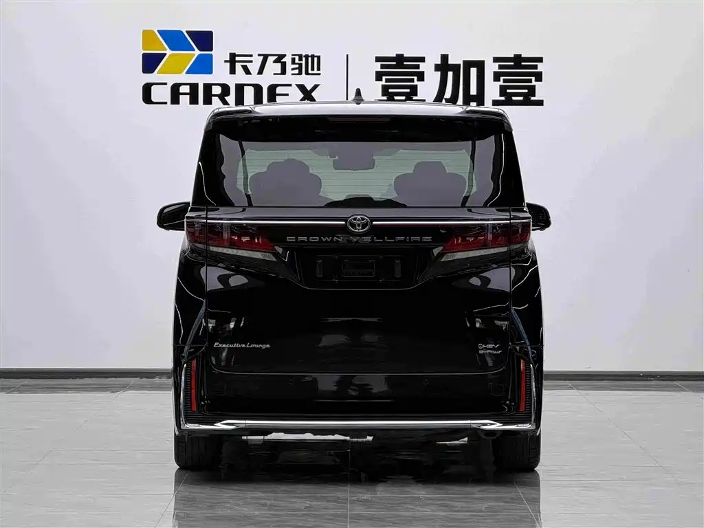 Фото 4 - Toyota Vellfire