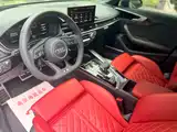 Photo 8 - Audi S4