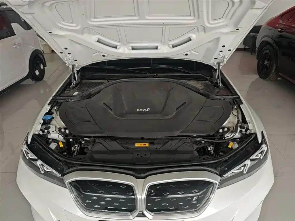 BMW i3 2024 eDrive 35 L фото 20