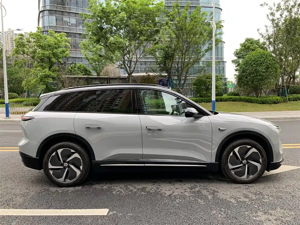 Фото 9 - NIO ES6