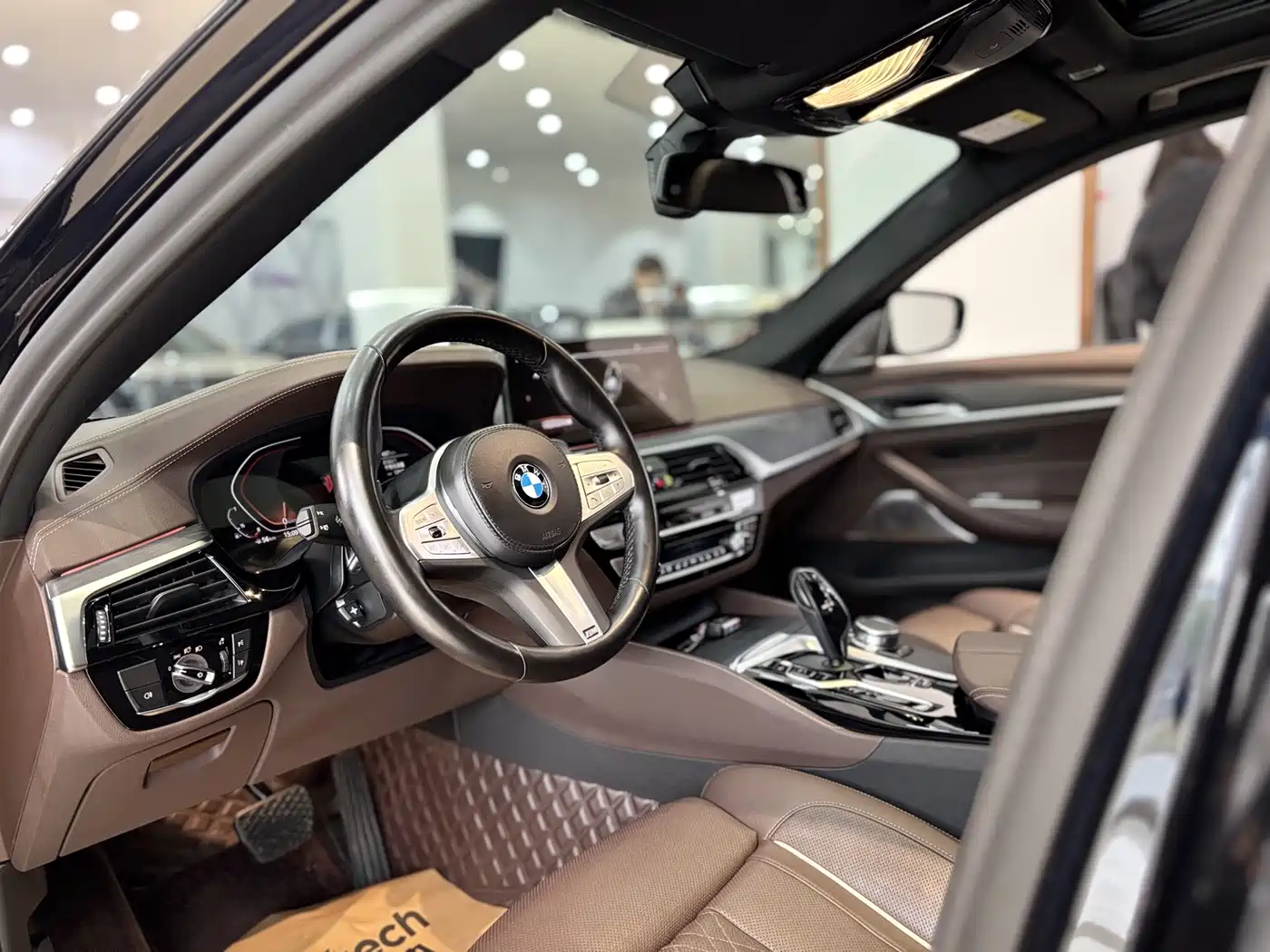 BMW 5 Series 2022 Model Third Facelift 530Li Premium M Sport Package фото 14