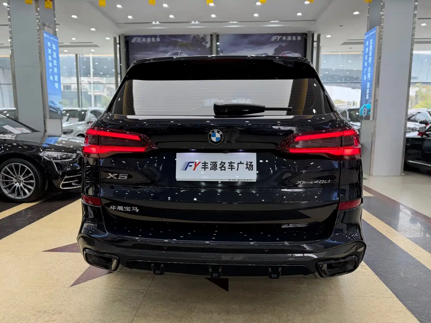 BMW X5 2022 Facelift xDrive 40Li M Sport Package фото 32