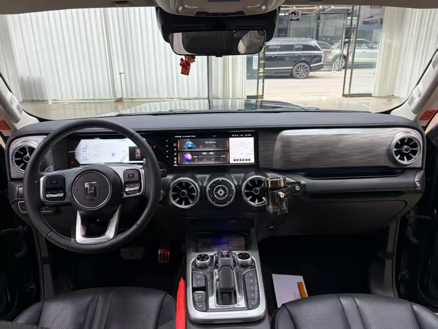 Tank 300 2023 Off-Road Edition 2.0T Challenger фото 7