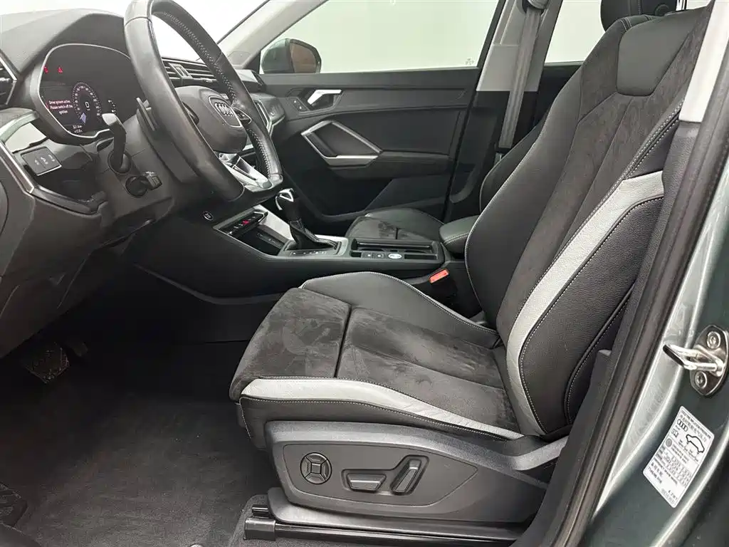 Audi Q3 2021 35 TFSI Fashion Sport фото 18