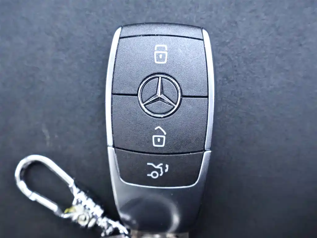 Mercedes-Benz A-Class 2021 A 200 L Sport Sedan Fashion Edition фото 25