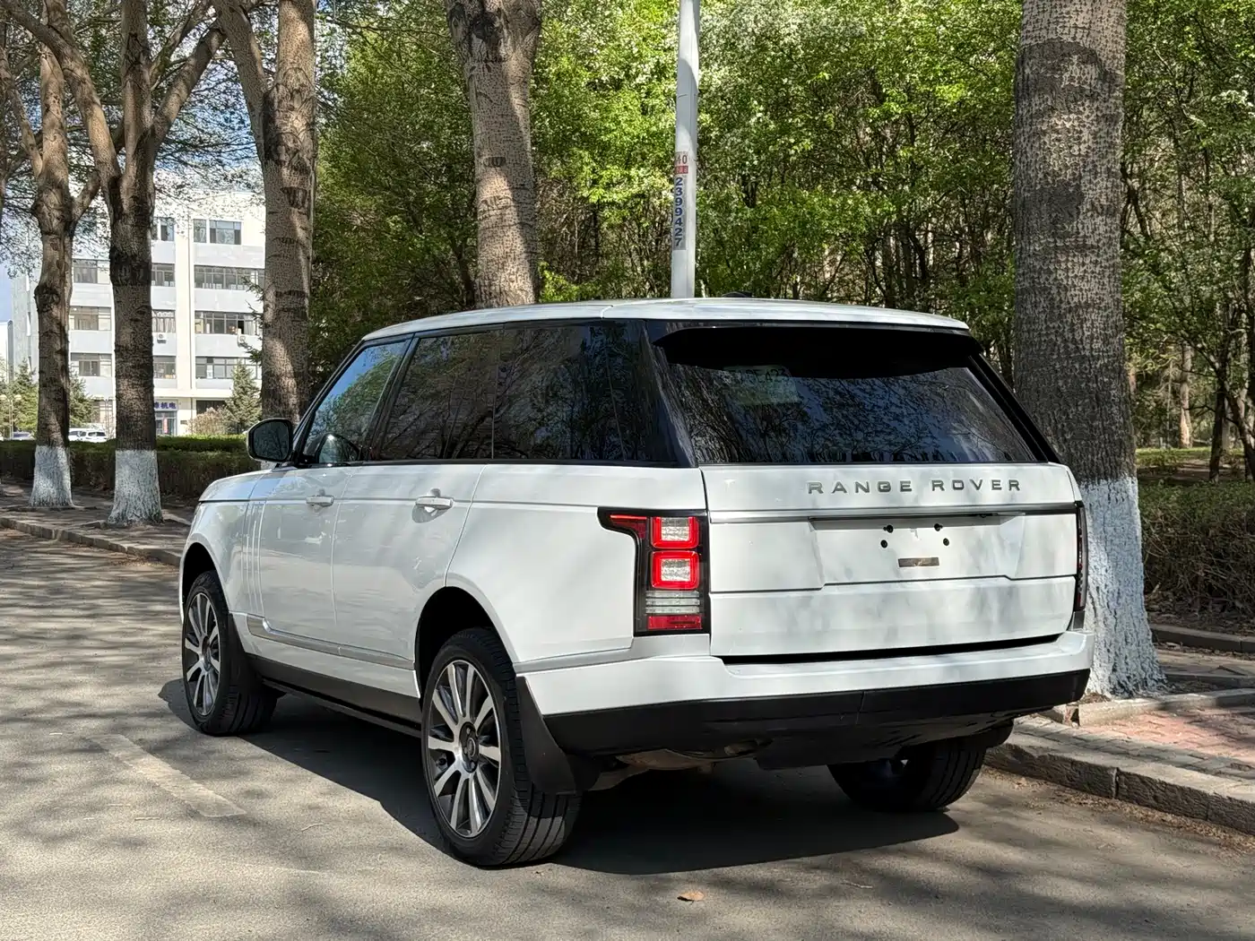 Land Rover Range Rover 2013 5.0 SC V8 AB Ultimate Genesis Edition фото 13