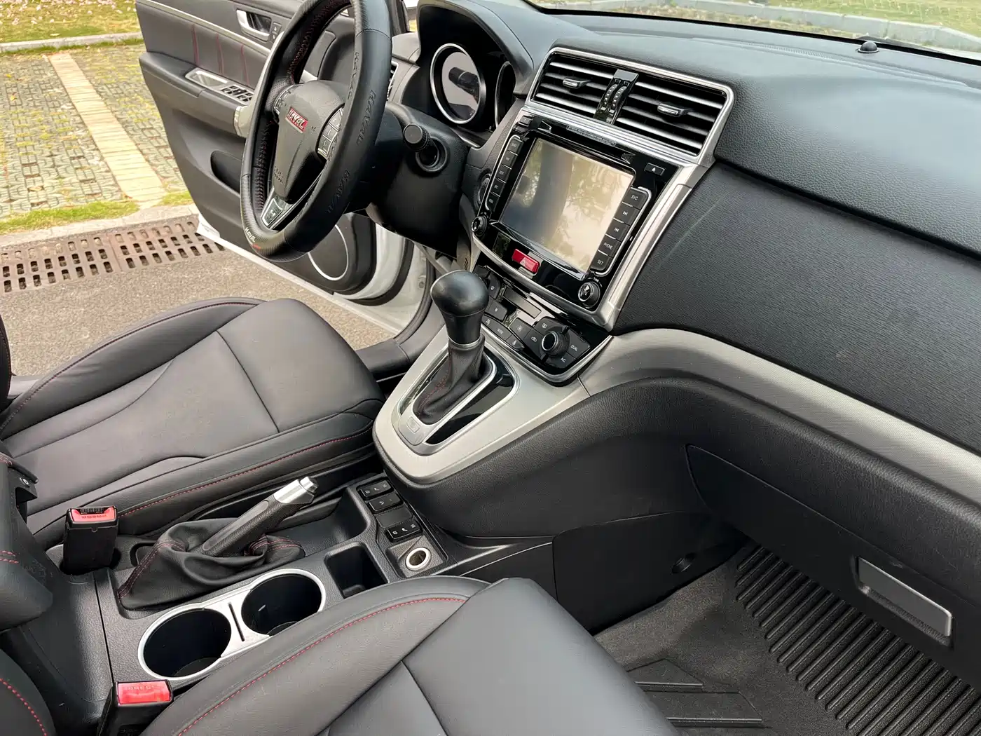 Haval H6 2015 Sport 1.5T Automatic 2WD Luxury фото 25
