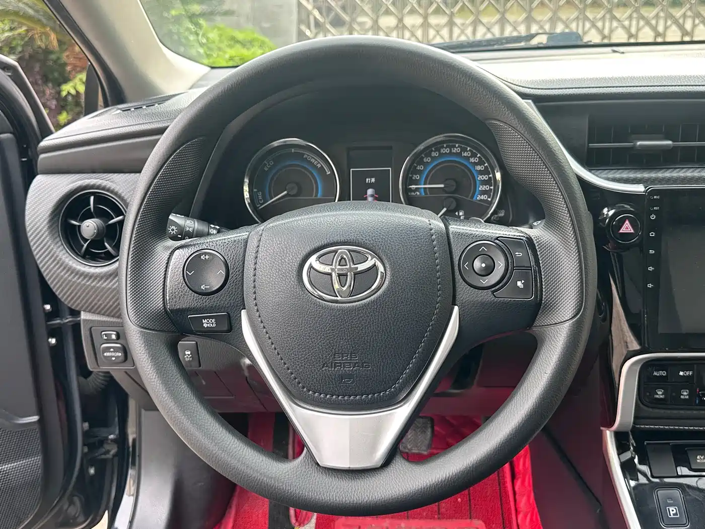 Toyota Levin 2017 Facelift Hybrid 1.8H GS E-CVT Elite Sunroof Edition China V фото 8