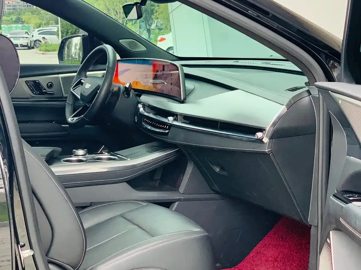 Cadillac XT5 2025 2025 2.0T Premium Model