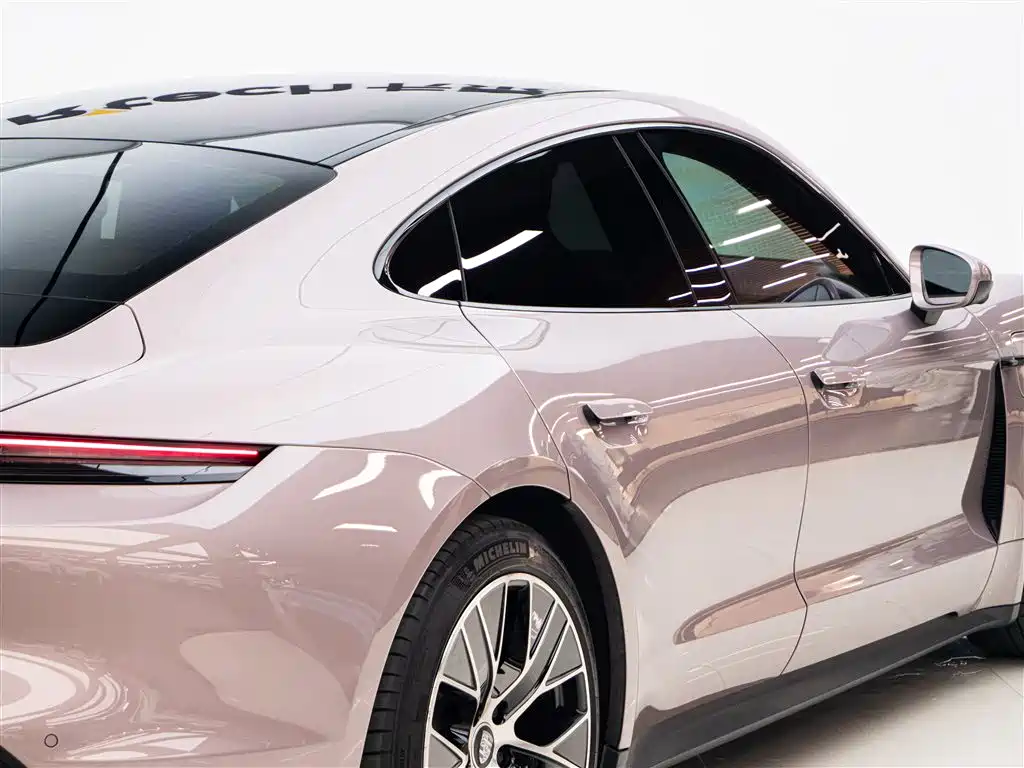 Porsche Taycan 2020 Taycan фото 6